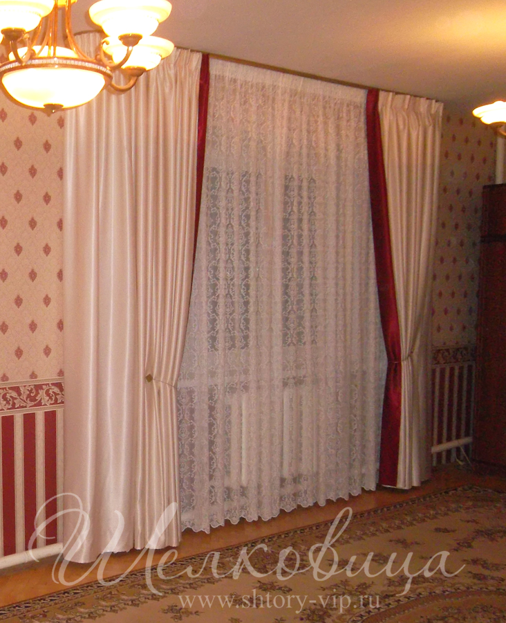 Классические шторы в большую гостиную