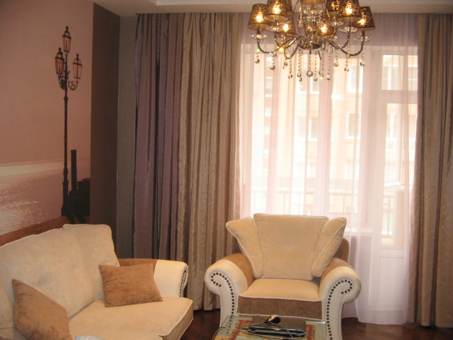 Современные шторы в гостиную